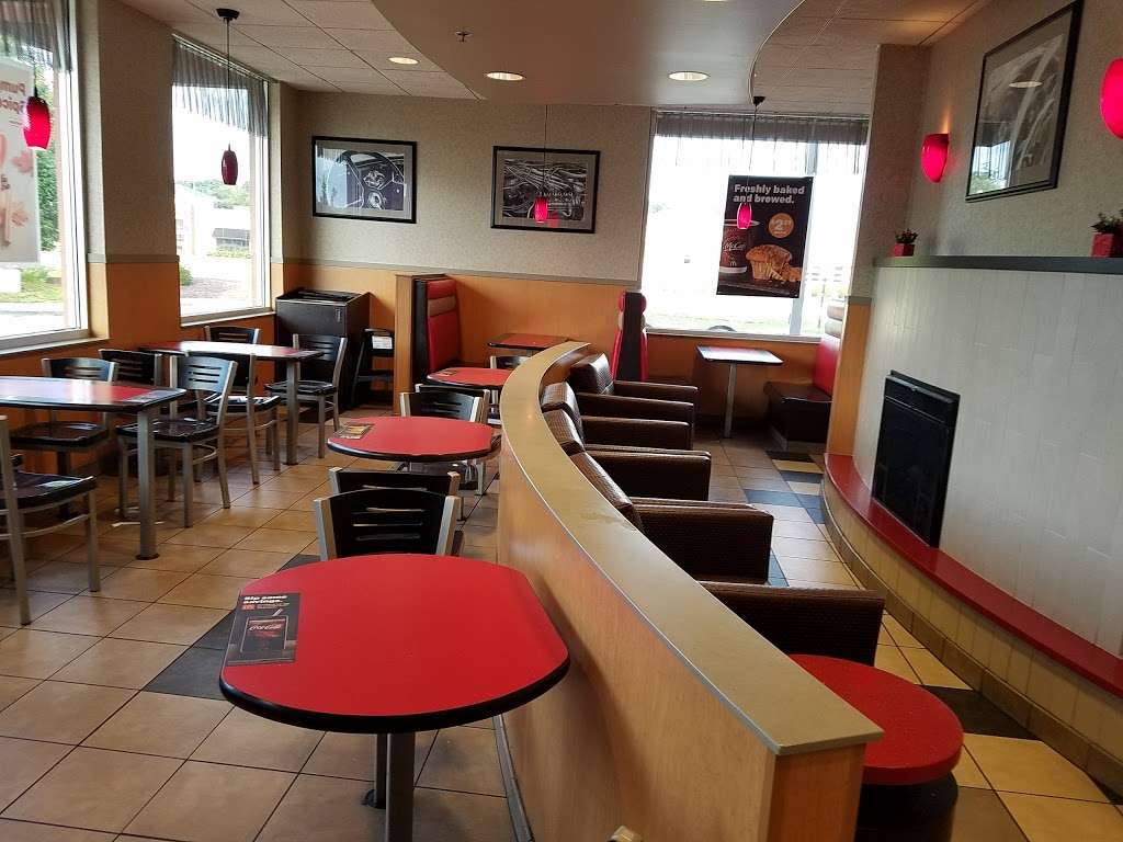 McDonalds | 3417 Orchard Rd, Oswego, IL 60543 | Phone: (630) 554-6163