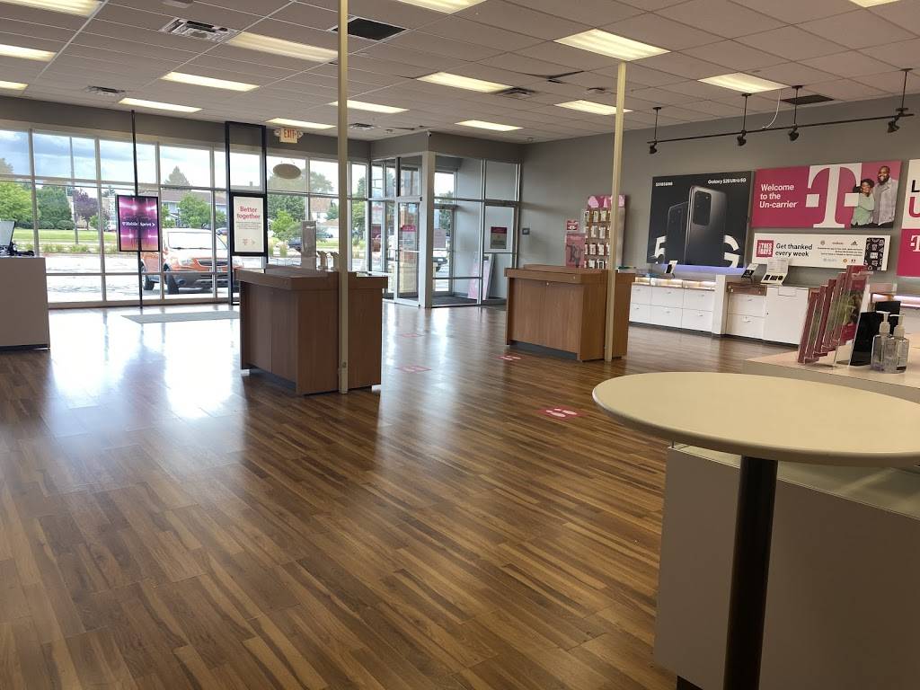 T-Mobile | 1138 Miller Park Way, West Milwaukee, WI 53214, USA | Phone: (414) 383-4236