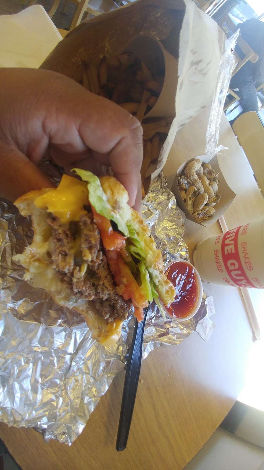 Five Guys | 35 Merrick Rd, Amityville, NY 11701, USA | Phone: (631) 691-6800