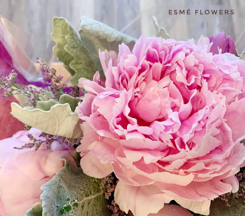 Esmé Flowers | 741 Anderson Ave, Cliffside Park, NJ 07010, USA | Phone: (201) 496-6554