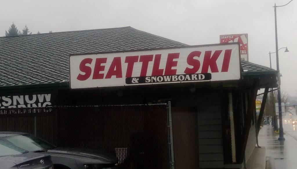 Seattle Ski and Snowboard | 14915 Aurora Ave N, Shoreline, WA 98133, USA | Phone: (206) 548-1000