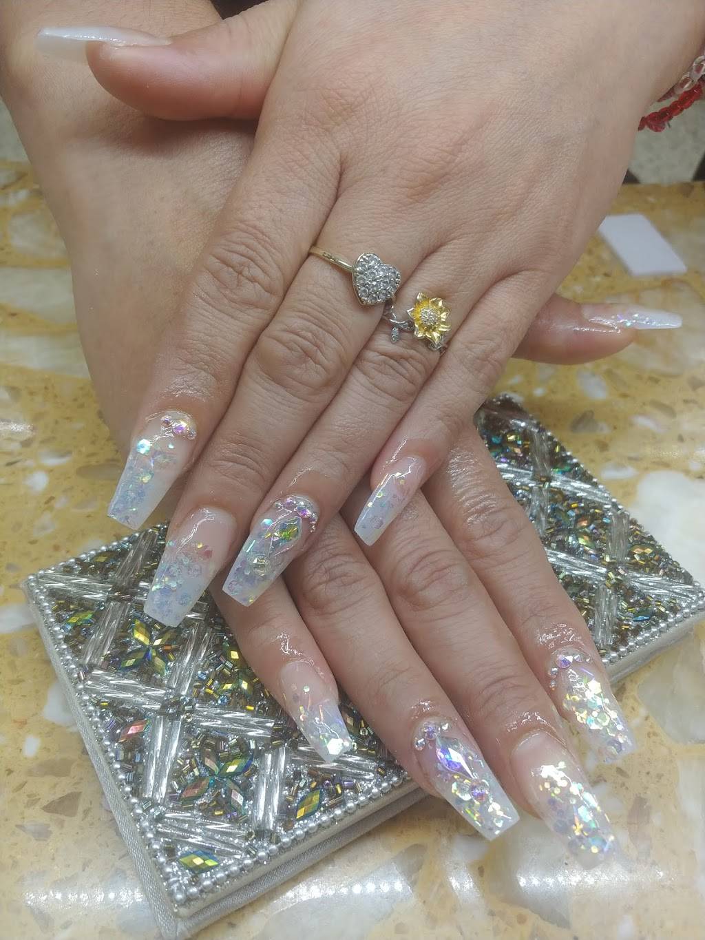 Calligenia nails salon | 3632 Saturn Rd, Garland, TX 75041, USA | Phone: (214) 603-2269