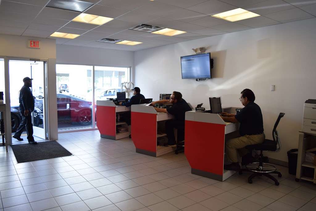 DARCARS Nissan of College Park Service Center | 9330 Baltimore Ave, College Park, MD 20740, USA | Phone: (888) 863-1934