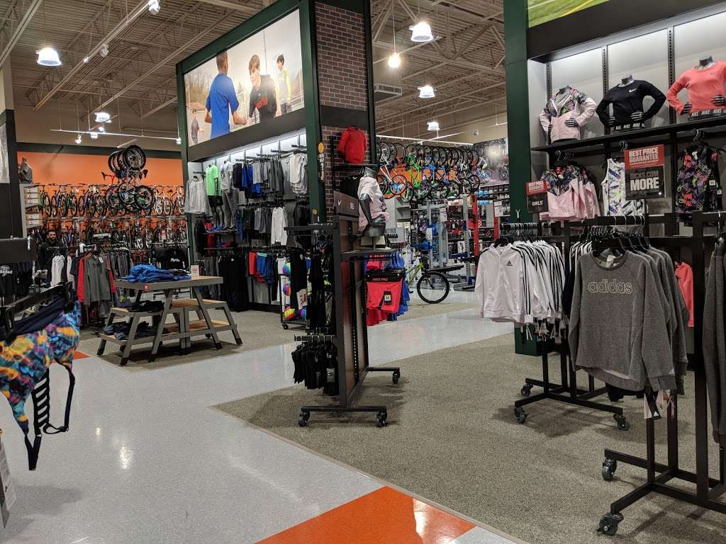 DICKS Sporting Goods | 1587 Fruitville Pike, Lancaster, PA 17601, USA | Phone: (717) 406-1010