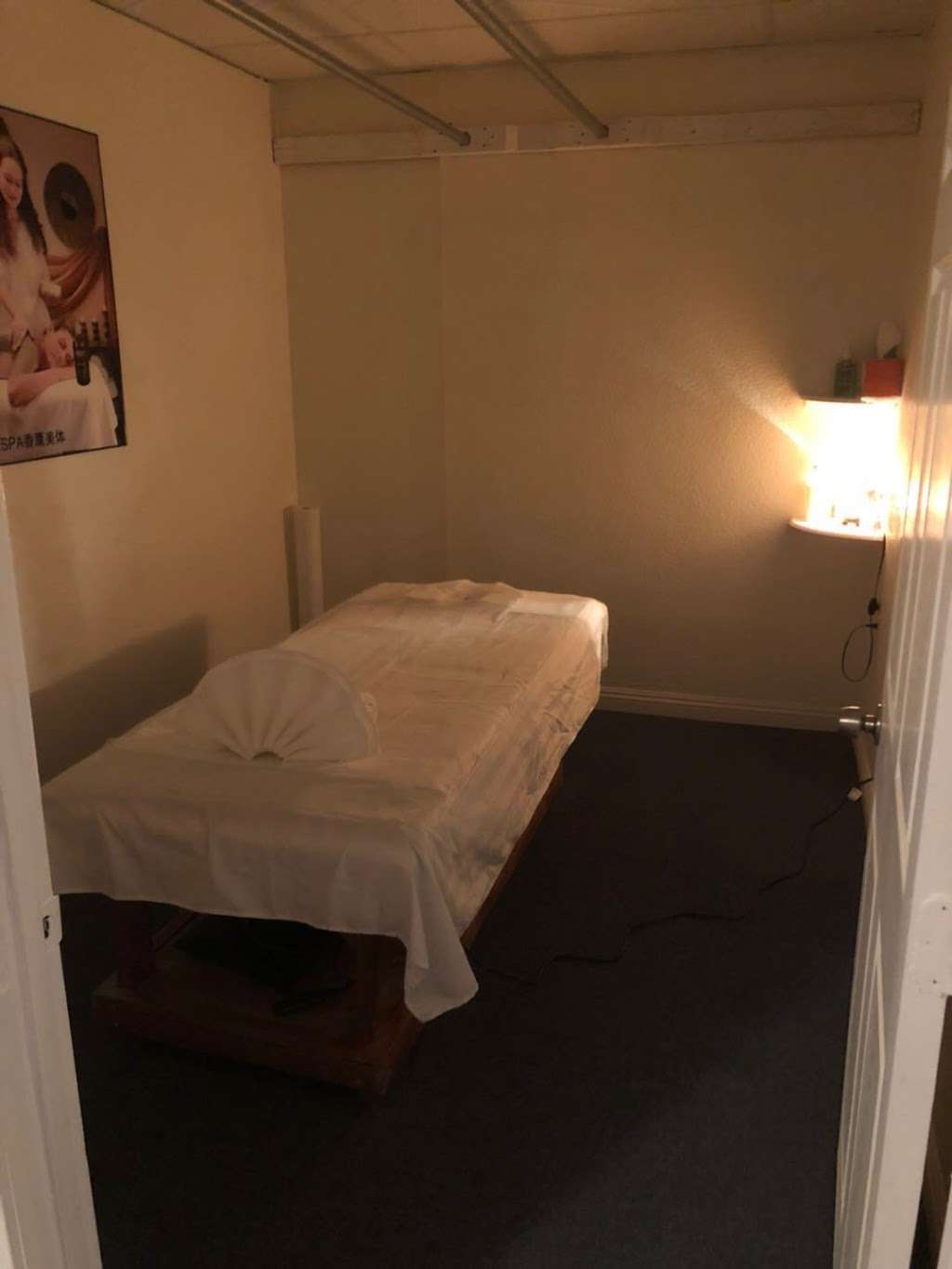 Lavender Massage | 17993 Outer Hwy 18 S #7, Apple Valley, CA 92307, USA | Phone: (760) 509-6789