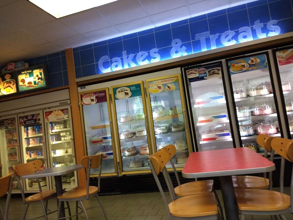 Dairy Queen (Treat), 465 N Claude A Lord Blvd, Pottsville, PA 17901, USA