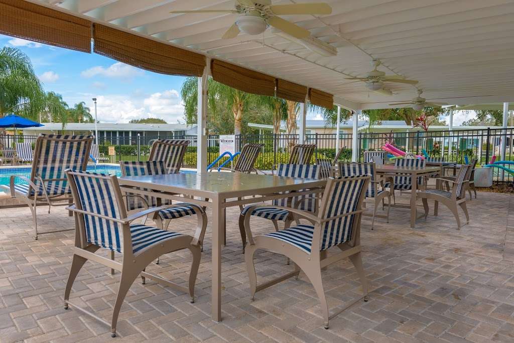 Kings Pointe | 100 Winterdale Dr, Lake Alfred, FL 33850, USA | Phone: (863) 956-1503