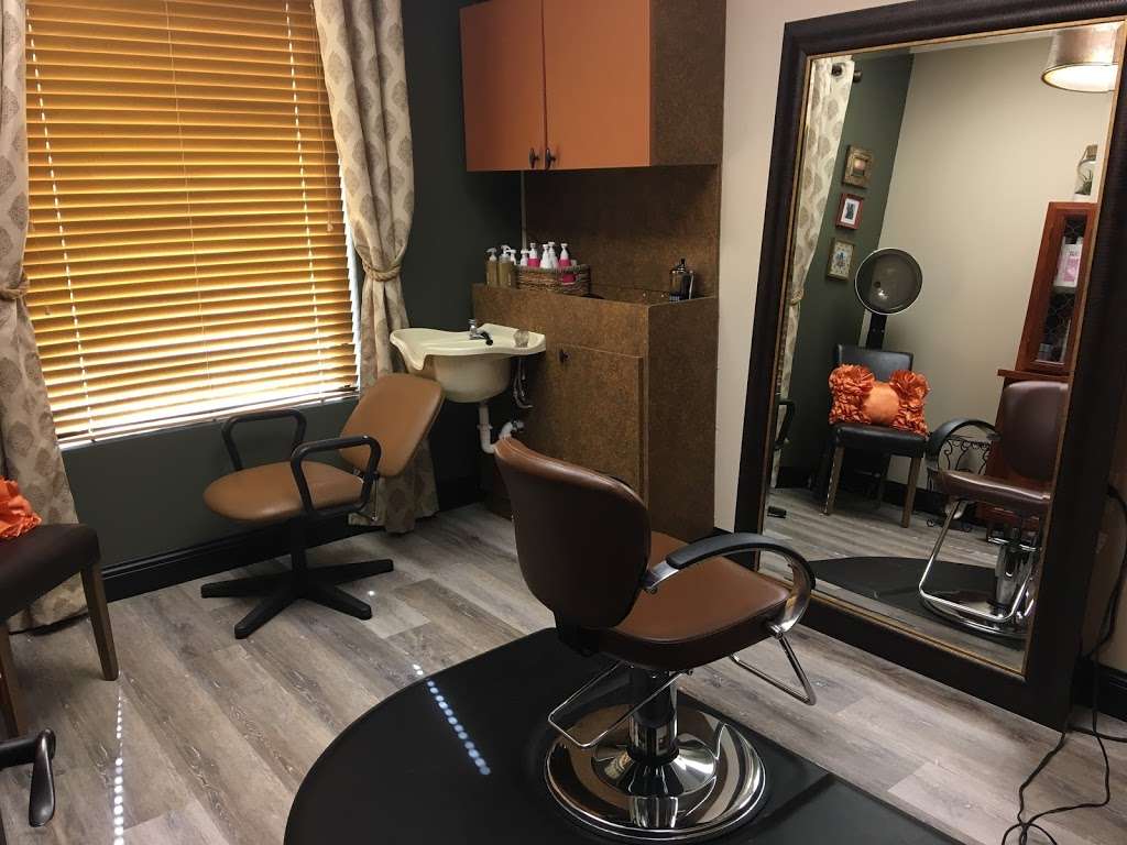 Salons-Champions | 5915 Louetta Rd, Spring, TX 77379, USA | Phone: (281) 320-2200