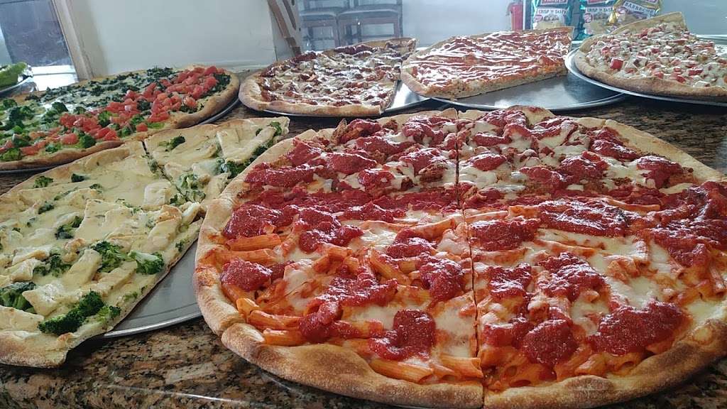La Matta Pizza | 681 E Evesham Rd, Runnemede, NJ 08078, USA | Phone: (856) 402-2694
