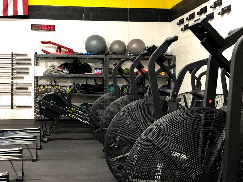 Performance Factory Training Home of CrossFit PFT | 525 Bank Ln, Highwood, IL 60040, USA | Phone: (847) 748-8441