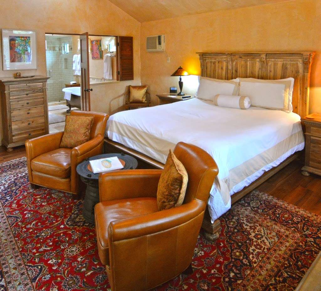 Emerald Iguana Inn | 108 Pauline St, Ojai, CA 93023, USA | Phone: (805) 646-5277