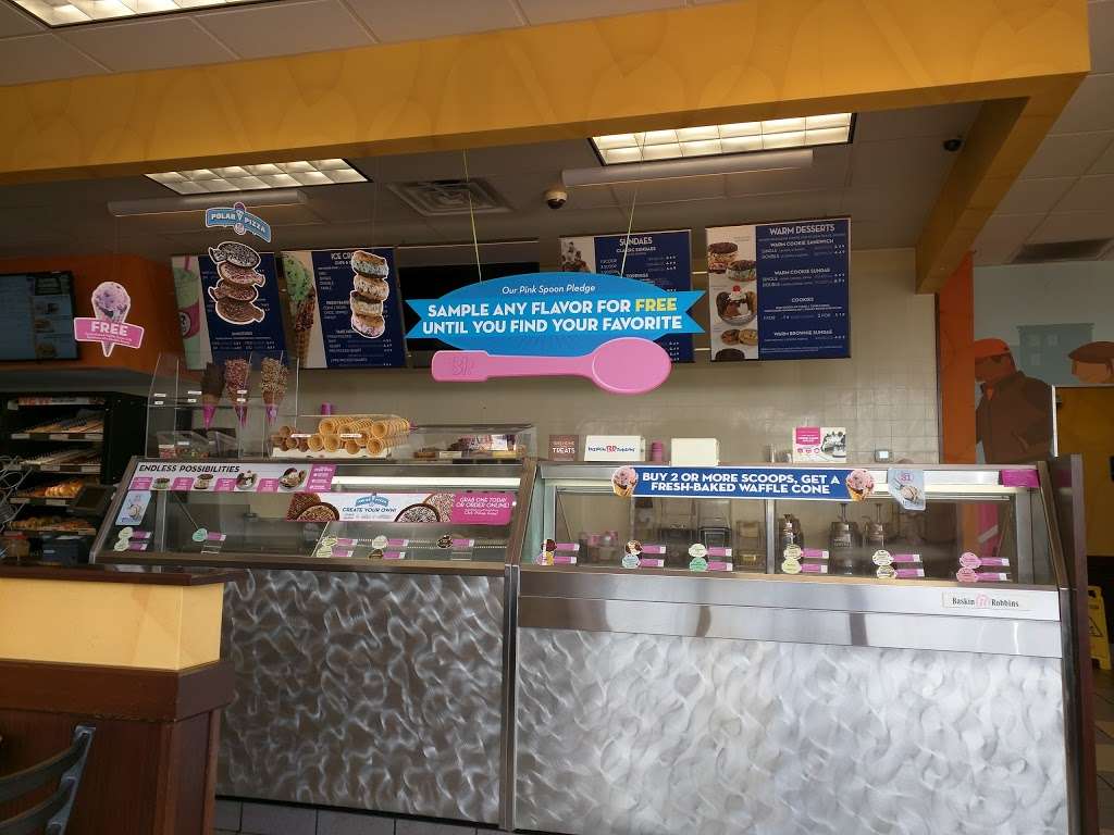 Baskin Robbins | 801 E Dundee Rd, Palatine, IL 60074, USA | Phone: (847) 359-6599