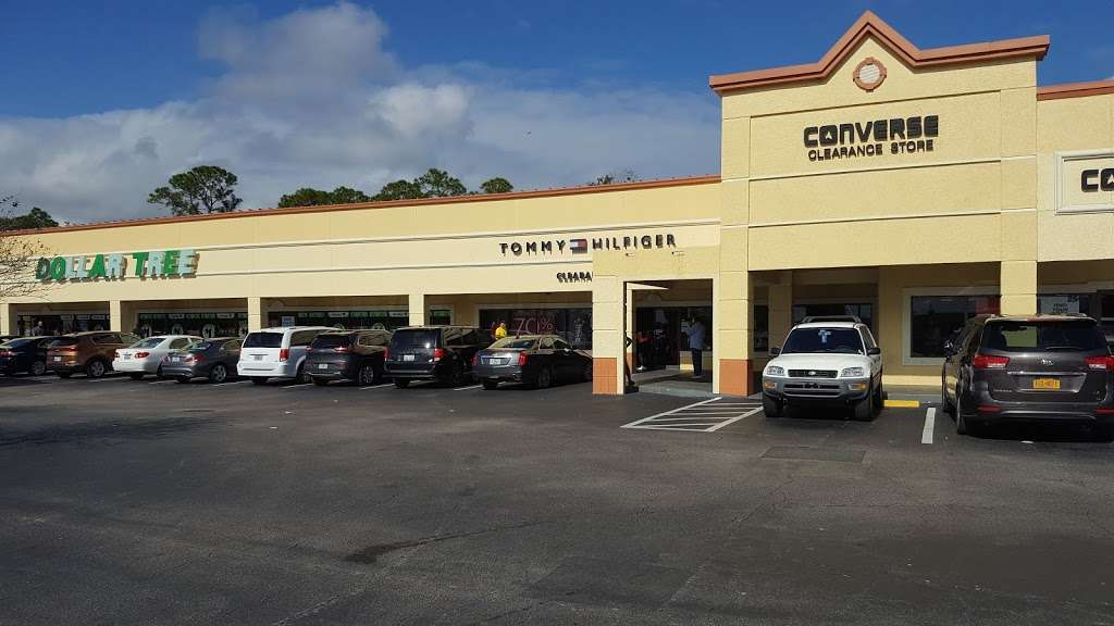 Kissimmee shopping Center | 2505 Old Vineland Rd, Kissimmee, FL 34746, USA