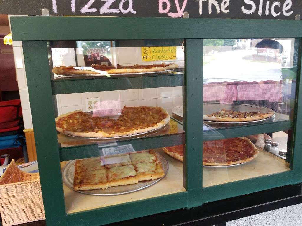 Pizza Station | 3043 NJ-23, Oak Ridge, NJ 07461, USA | Phone: (973) 697-2222