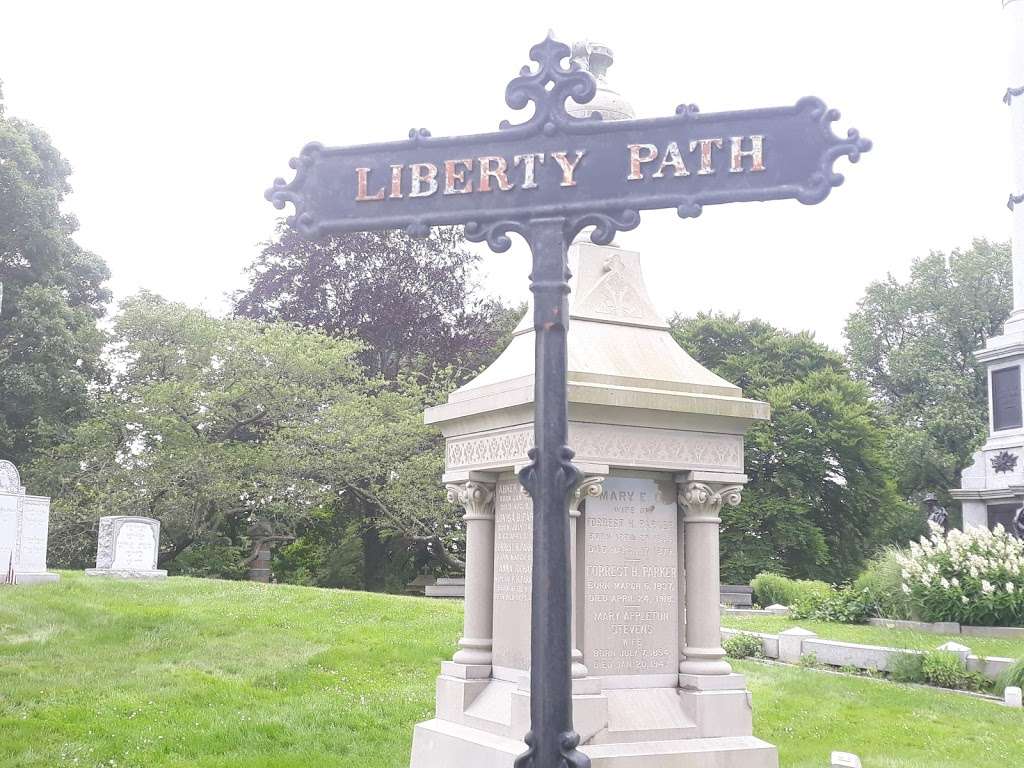 Hallmark Gold Crown | Staten Island, NY 10314, USA