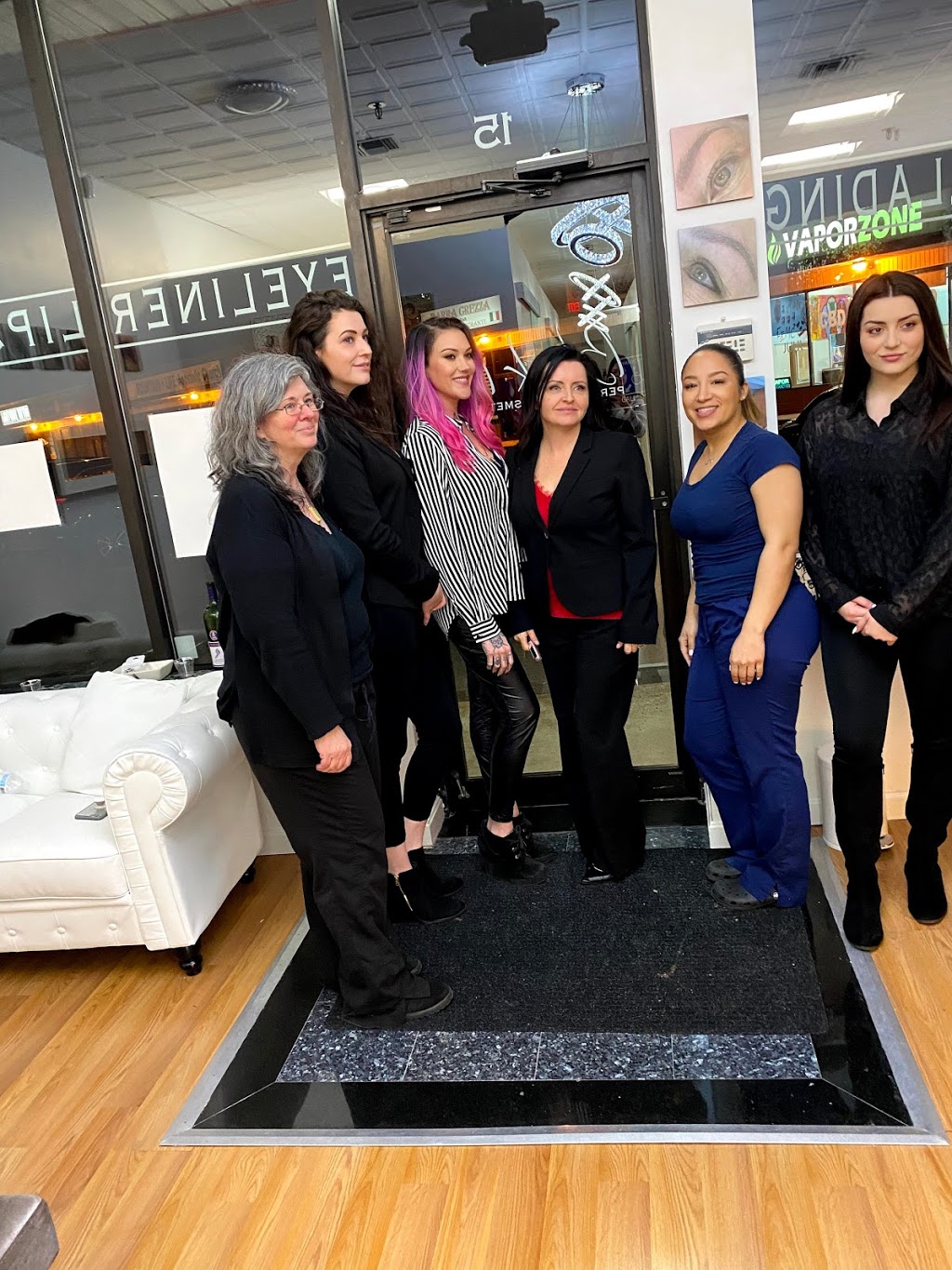 Blink! Salon and Spa | 184 Broadway Suite 15, Saugus, MA 01906, USA | Phone: (781) 558-5166