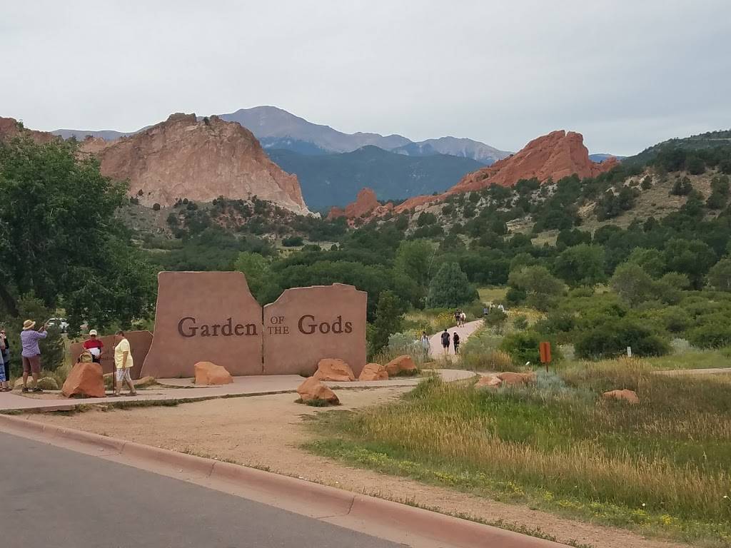 Garden of the Gods Trading Post | 324 Beckers Ln, Manitou Springs, CO 80829, USA | Phone: (719) 685-9045