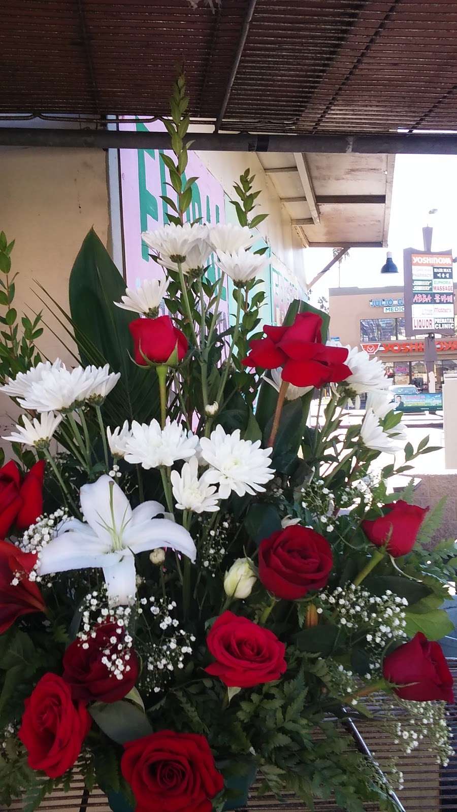 LA Quick Flowers | 4215 Beverly Blvd, Los Angeles, CA 90004 | Phone: (323) 303-4438