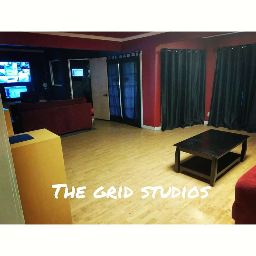 The Grid Studios | 6429 Woodman Ave, Los Angeles, CA 91401, Van Nuys, CA 91401, USA | Phone: (818) 770-1719