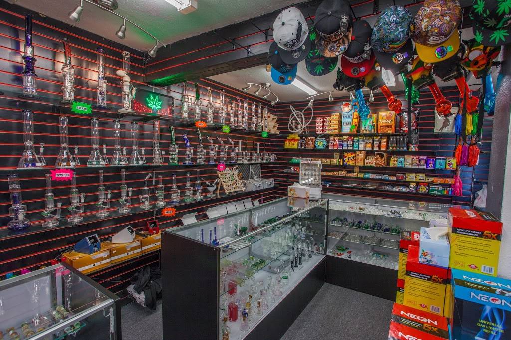Yum Yum Vapor & Head Shop | 1702 G. St, Sparks, NV 89431, USA | Phone: (775) 432-1206