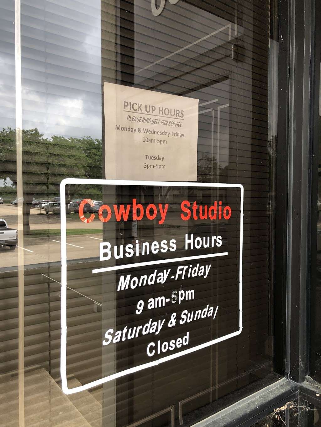 CowboyStudio | 2460 McIver Ln #200, Carrollton, TX 75006, USA | Phone: (214) 785-1255