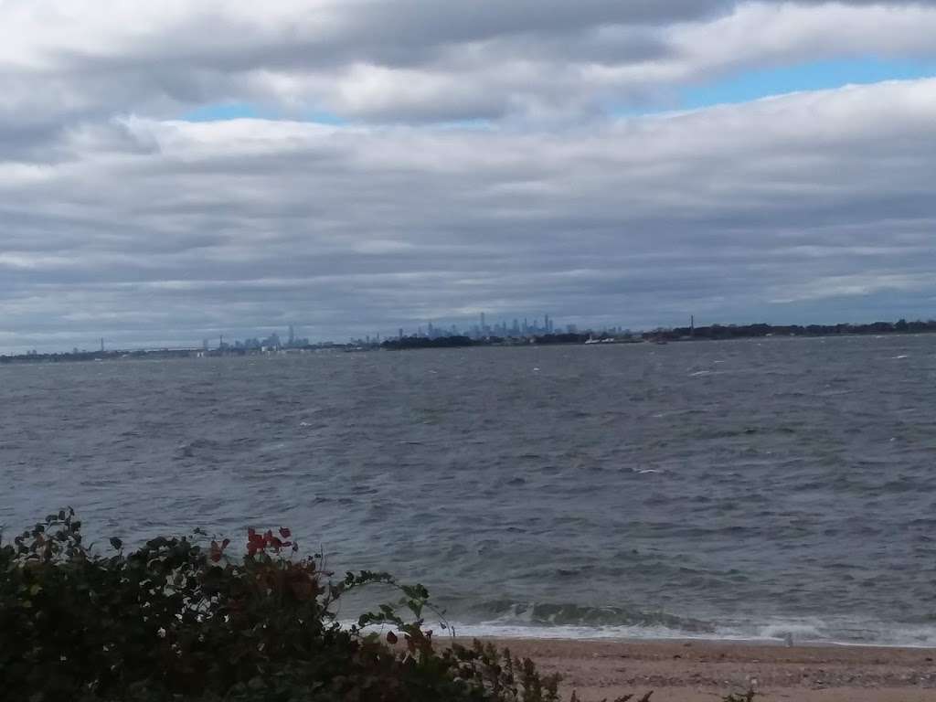 increadible view | 04 A 04260, Sands Point, NY 11050