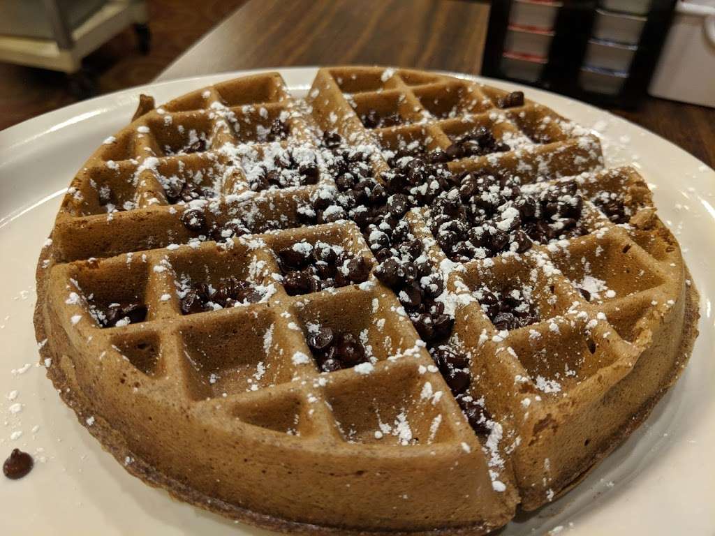 Royalberry Waffle House & Restaurant | 6417 W 127th St, Palos Heights, IL 60463, USA | Phone: (708) 388-6200