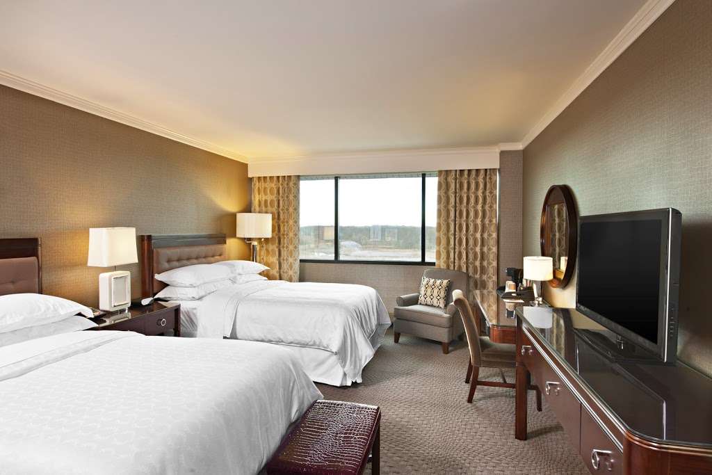 Sheraton Wilmington South Hotel | 365 Airport Rd, New Castle, DE 19720, USA | Phone: (302) 328-6200