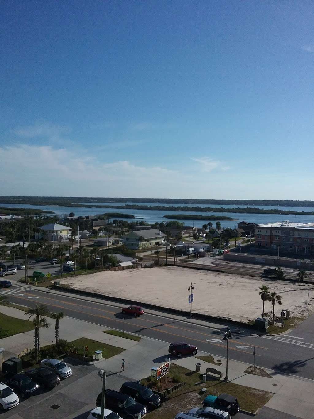 Donnas Beach Getaway @ Sunglow Resort, Daytona Beach Condo rent | 3647 S Atlantic Ave #206, Daytona Beach, FL 32118, USA | Phone: (804) 586-0002