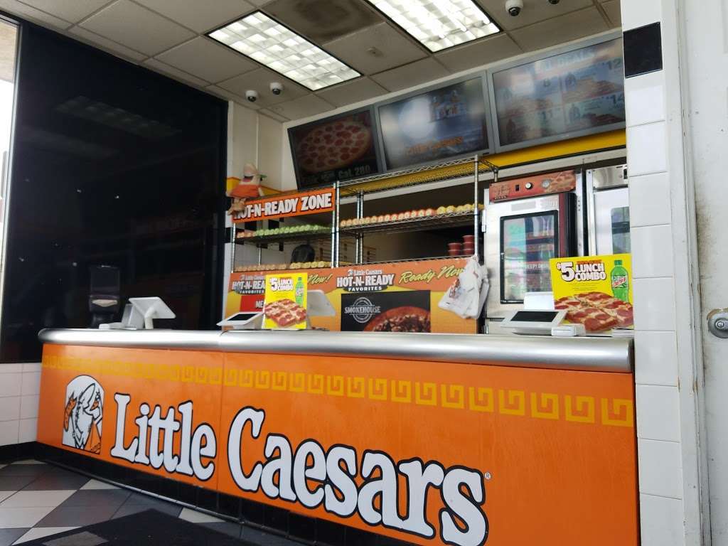 Little Caesars Pizza | 539 Sweetwater Rd, Spring Valley, CA 91977, USA | Phone: (619) 469-1111