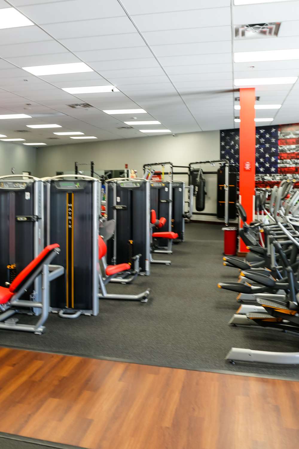 Snap Fitness | 19233 Golden Valley Rd, Santa Clarita, CA 91321 | Phone: (661) 424-2700