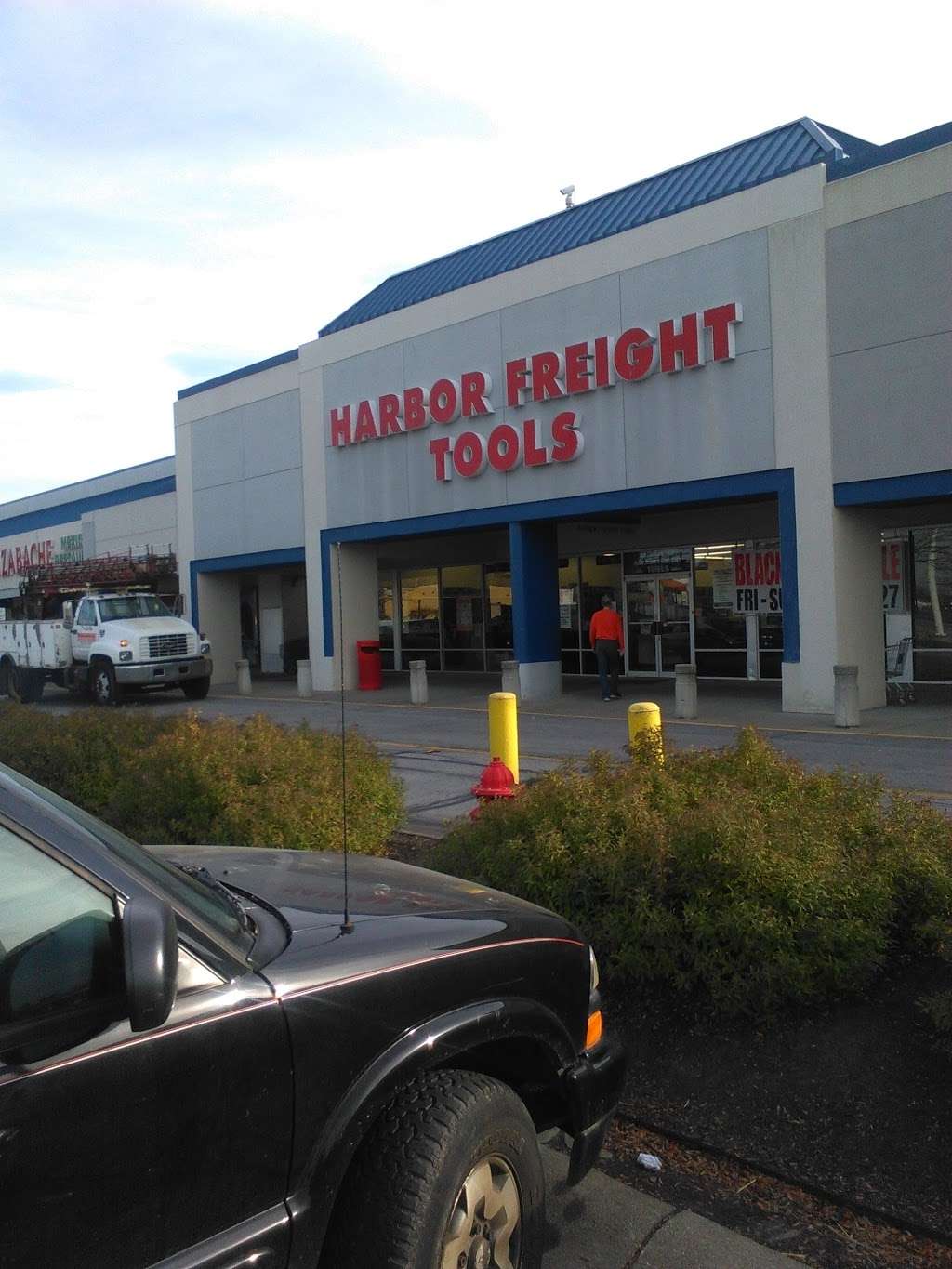 Harbor Freight Tools | 4200 S East St, Indianapolis, IN 46227, USA | Phone: (317) 788-7970