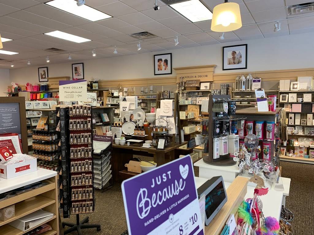 Amys Hallmark Shop | Marketplace, 1930 N Rock Rd Ste 500, Derby, KS 67037, USA | Phone: (316) 788-1005