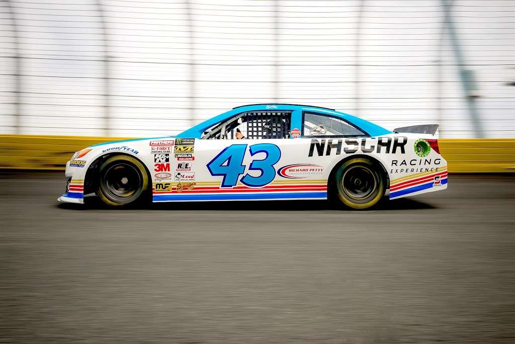 NASCAR Racing Experience and Richard Petty Driving Experience | 7602 S 115th Dr, Avondale, AZ 85323, USA | Phone: (800) 237-3889