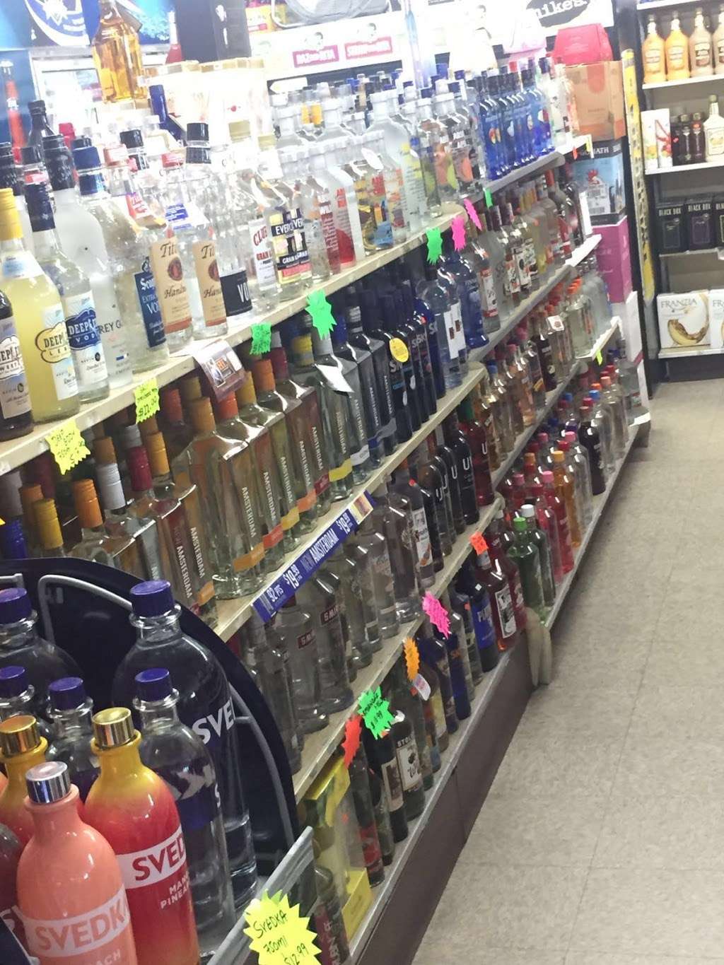 CUT RATE LIQUOR | 4039 North Point Blvd, Dundalk, MD 21222, USA | Phone: (410) 388-2818