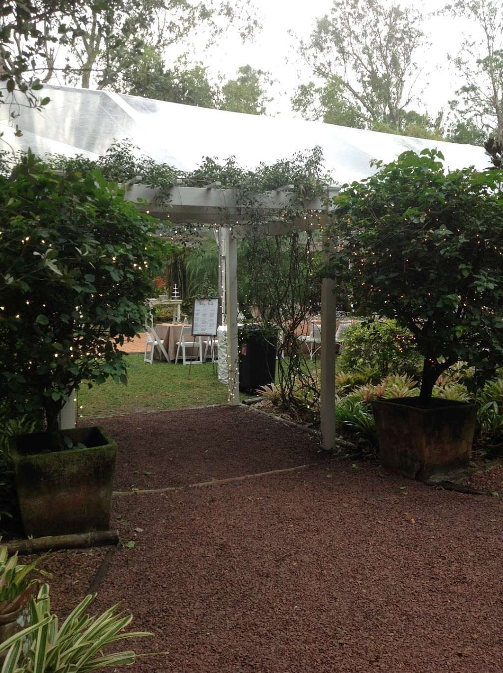 Tropical Wedding Venue | 1905 SW Ranch Trail, Stuart, FL 34997, USA | Phone: (772) 283-5565