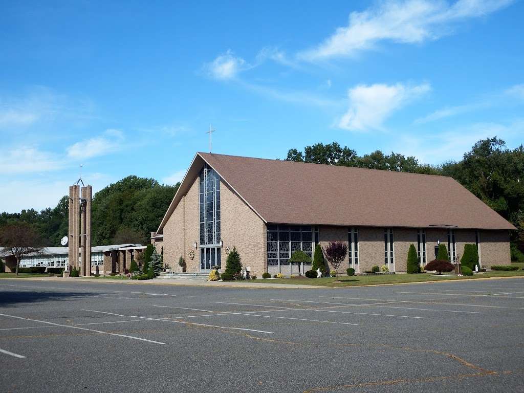 St Thomas More Church | 12 Hollywood Ave, Fairfield, NJ 07004, USA | Phone: (973) 227-0055