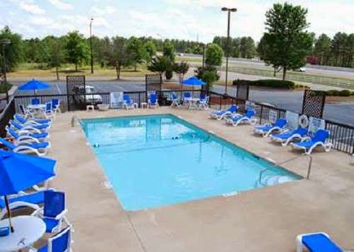 Hampton Inn Rock Hill | 2111 Tabor Drive, Rock Hill, SC 29730, USA | Phone: (803) 325-1100