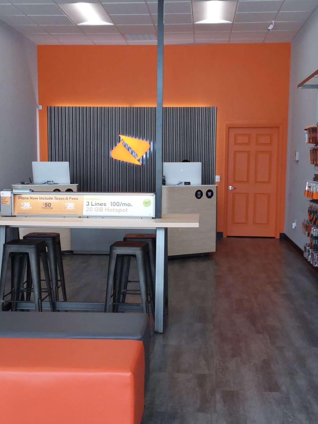 Boost Mobile | 11350 Northwest Fwy, Houston, TX 77092 | Phone: (281) 584-6685