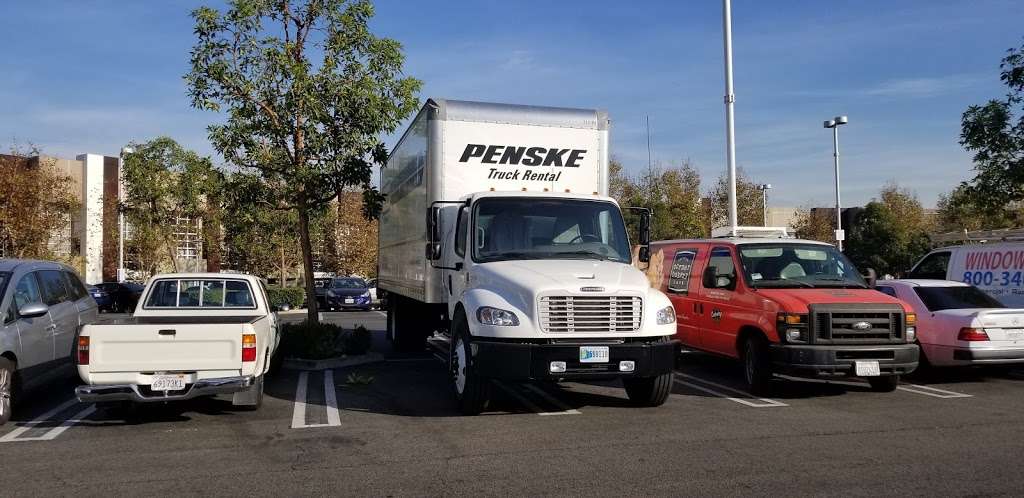 Penske Truck Rental | 3131 Hoover Ave, National City, CA 91950, USA | Phone: (619) 477-1440