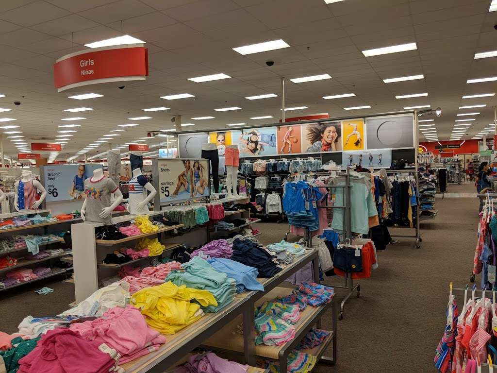 Target | 4200 E 4th St, Ontario, CA 91764, USA | Phone: (909) 579-3040