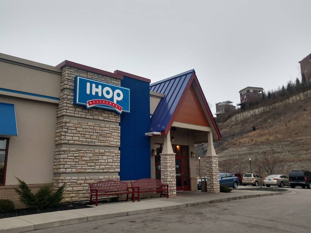 IHOP | 105 Pavilion Pkwy, Newport, KY 41071, USA | Phone: (859) 360-0527