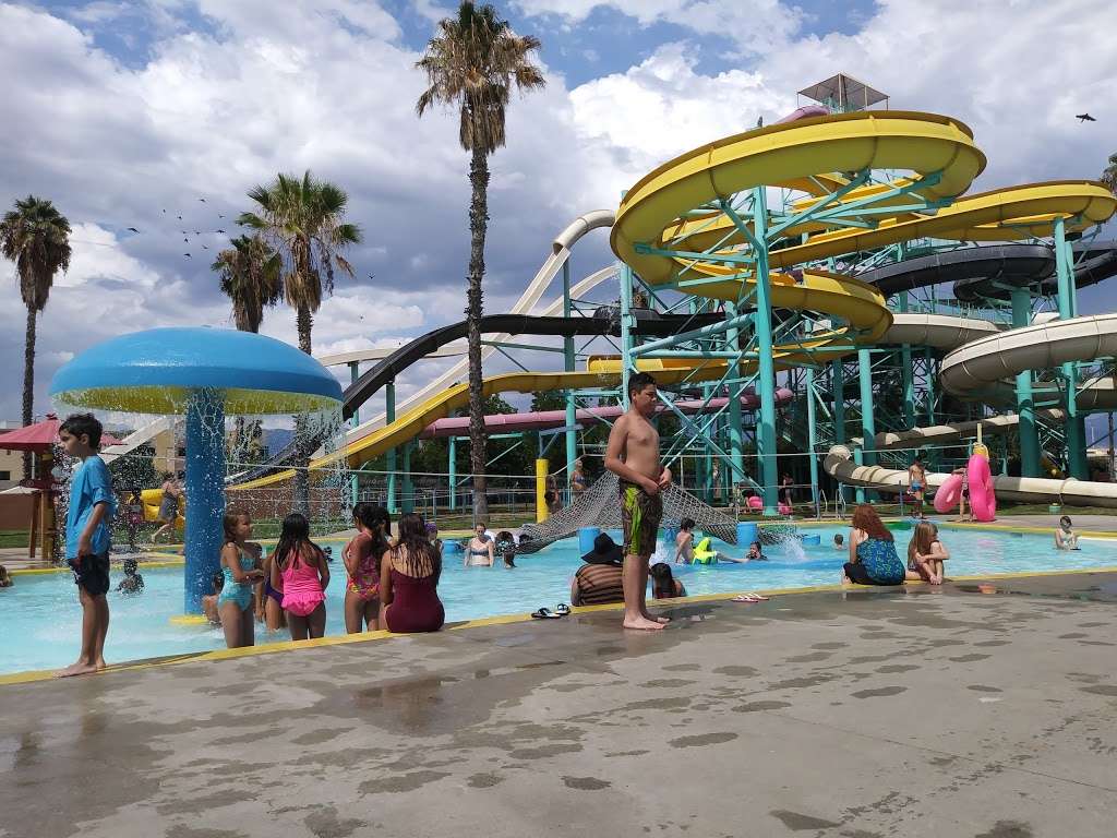 Splash Kingdom Waterpark | 1101 California St, Redlands, CA 92374, USA | Phone: (909) 748-0241