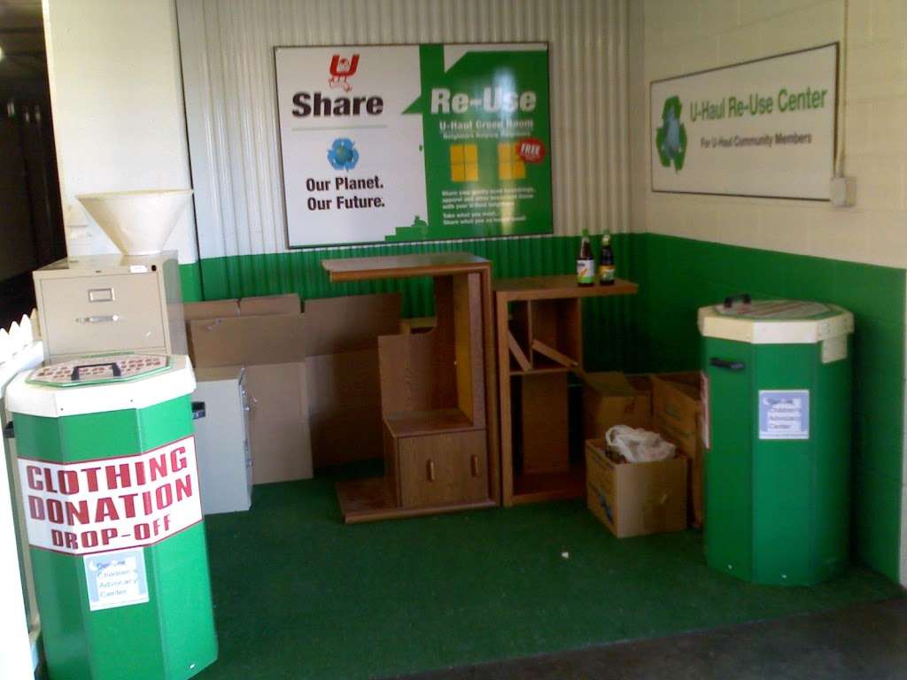 U-Haul Moving & Storage of Highlands Ranch | 1750 E, E County Line Rd, Highlands Ranch, CO 80126, USA | Phone: (303) 347-2144