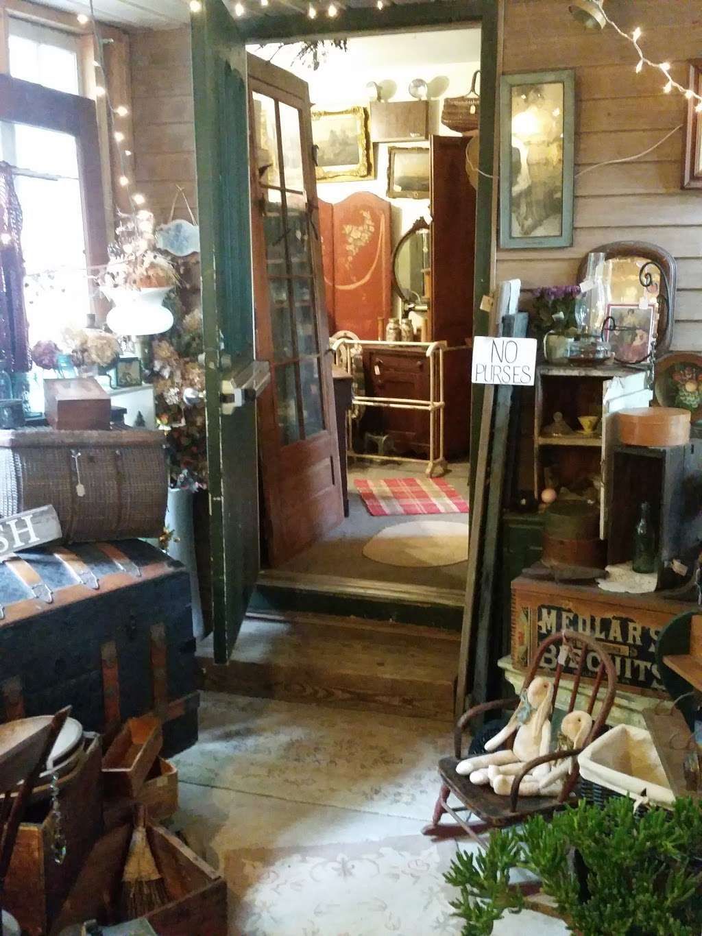 One of A Kind Shoppe | 101 PA-611, Bartonsville, PA 18321, USA | Phone: (570) 629-2487