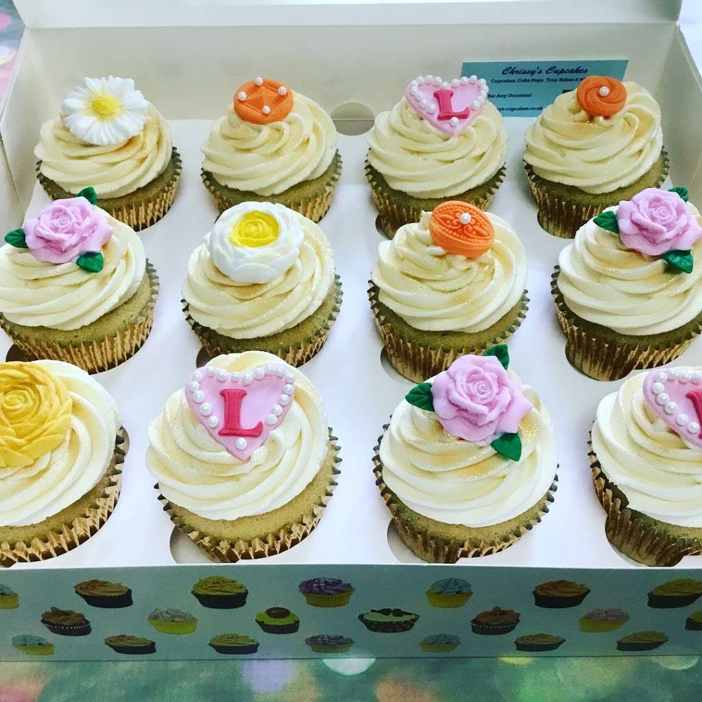 Chrissys Cupcakes, Brownies, Tray Bakes, Cake Pops, Celebration | 29 Great North Rd, Welwyn Garden City AL8 7TJ, UK | Phone: 07954 410446