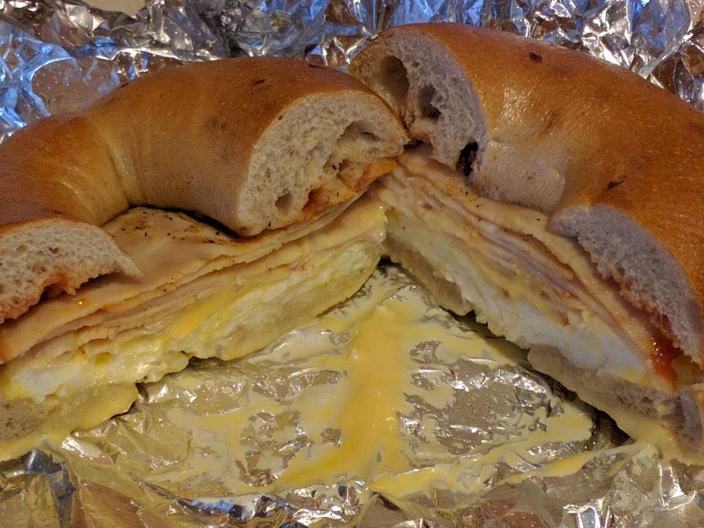 Broadway Giant Bagels | 2119 Whitesville Rd # 3, Toms River, NJ 08755, USA | Phone: (732) 886-6742