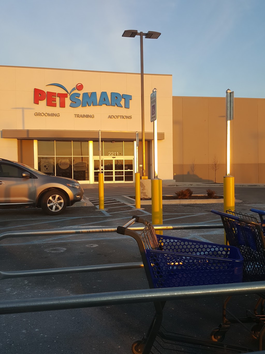 PetSmart | 2211 Barrett Dr, Greenfield, IN 46140, USA | Phone: (317) 468-7614