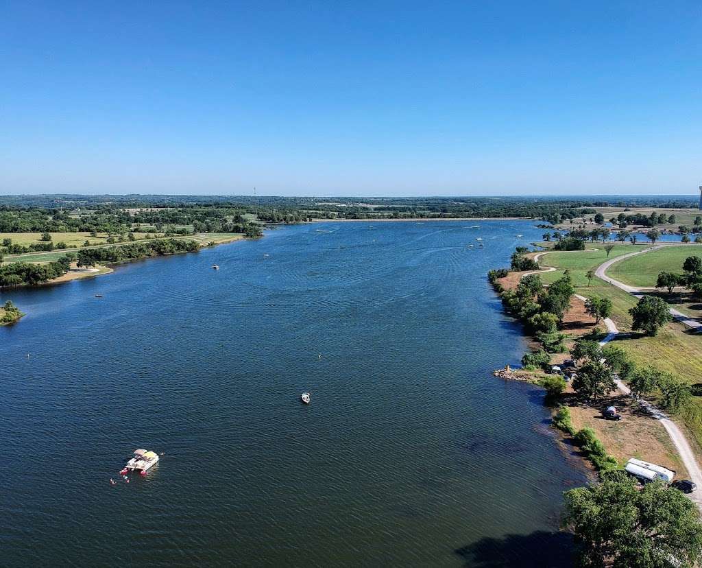 Paola Miola Lake | 22470 W 299th St, Paola, KS 66071, USA | Phone: (913) 259-3665