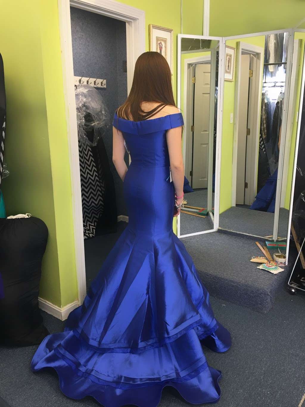 Charlies Dry Cleaners | 1094 Saratoga St, Boston, MA 02128, USA | Phone: (617) 568-9719 Charlies Dry Cleaners | 1094 Saratoga St, Boston, MA 02128, USA | Phone: (617) 568-9719